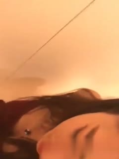 春節老同學聚會~直接廁所操翻人妻班花!!