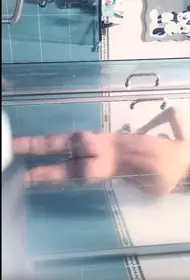 77和瑤瑤大奶閨蜜超刺激
