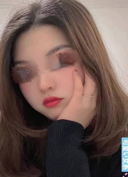 可愛的女網紅