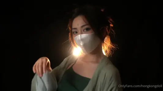 青蛇：妖嬈蛇精的極致誘惑，溼滑纏繞的激爽體驗
