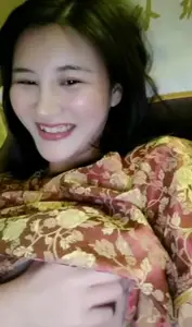 甜美新人萌妹第六彈！足療室引誘男技師：玩弄豪乳自慰，淫汁四濺～