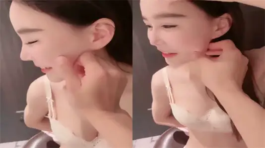 白皙苗條巨乳小姐姐遭狼友激情抽插