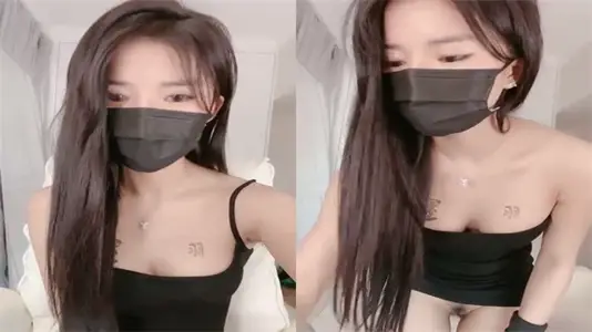 【露臉首曝】極品女神冰凍泡泡！黑絲裹美乳誘惑，粉嫩蜜穴高清特寫