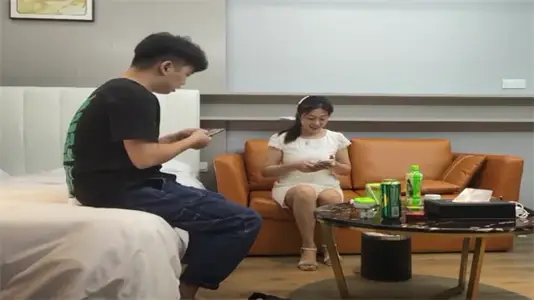 粉絲瘋狂追捧！萬眾期待的極品良家素人驚豔下海