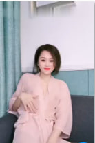 風騷美女寂寞難耐！家中自慰高潮直播實拍，私處特寫大放送