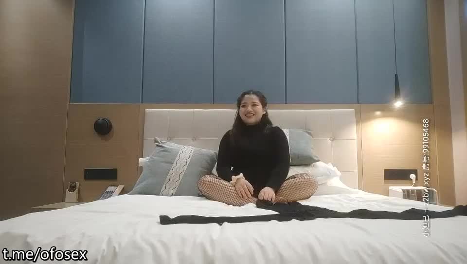 狼團探花,肛交大屁股騷婦