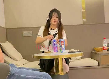 今天約了個可愛的學生妹-周星星