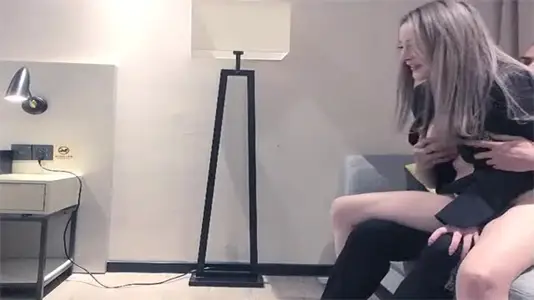 廣州新晉約啪女神！黑裙肉肉姐極品誘惑火熱實錄