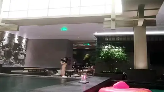 【絕密偷拍流出】國內洗浴會所第15期：浴室激情嬌喘連連！