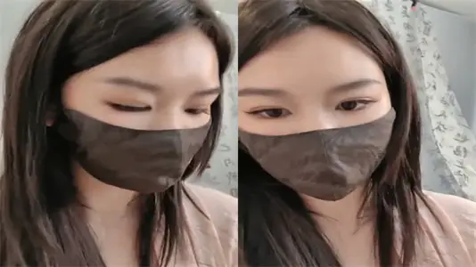 黑絲苗條妹子淫聲浪語撩騷互動，上位騎乘假陽具激情操弄！