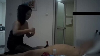 豹紋黑絲熟女技師毒龍胸推口含果凍吹樣樣精通.