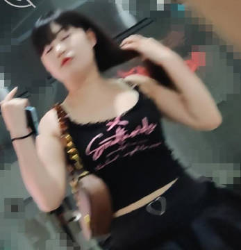 操了一個蘿莉高中生處女般感覺