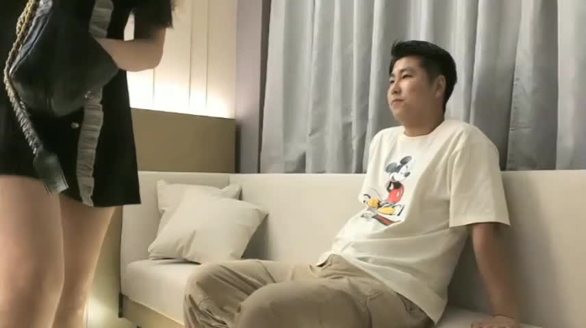 【小寶尋花】第二場約了個短裙妹子，舌吻口交調情後入抽插猛操