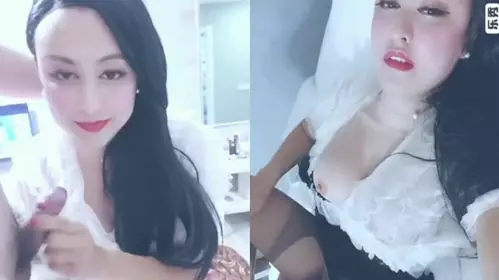 gc国产TS系列陈冰用黄瓜前戏放松菊花 戴着贞操锁被爆操后美美的吃下精液