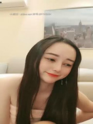 极品热巴高颜值妹子双女自慰道具互插炮友啪啪，跳蛋按摩器双管齐下口交侧入猛操