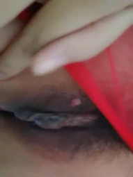 最近下海的高颜值小空姐 紫贤 ，火腿肠互插蜜穴：来上啊来上我们两个，双飞服务你爽爽你哦