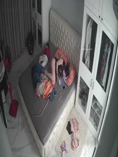 国内牛人潜入上海太平洋百货女厕偷拍美女嘘嘘貌