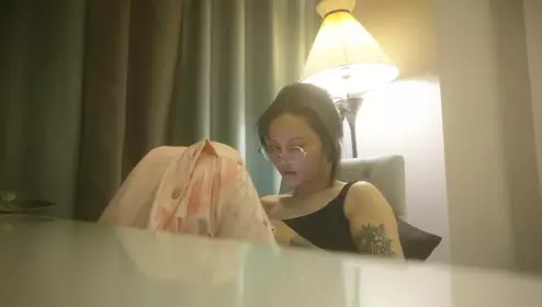 23岁小妹妹逛街喝酒一晚上归来酒店今夜爽一爽女上位娇喘浪叫阵阵太爽了