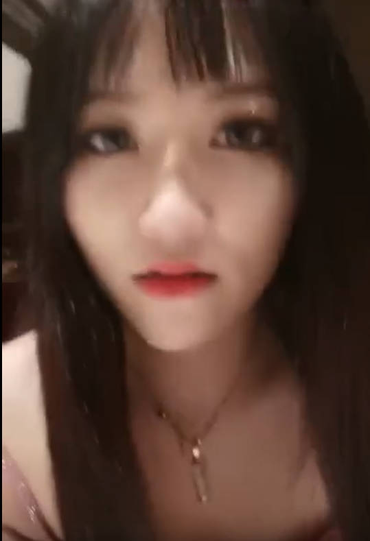 姐姐酱叭车震公厕啪啪