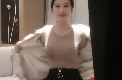 雀儿满天飞之刚下海的良家兼职女神温柔娴淑腼腆害羞...