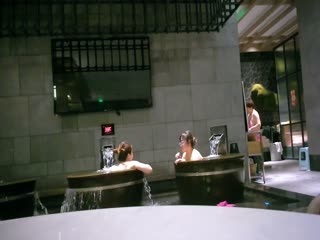 这个粉嫩嫩小美女青春乖巧气质太让人心动了 忍不住就抱着挺翘小屁屁玩弄亲吻压上去啪啪尽情抽操起伏【水印】