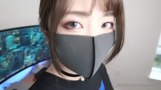 HongKongDoll 玩偶姐姐 - 甜美游戏陪玩第三部 痴情宅男富二代掏心掏肺