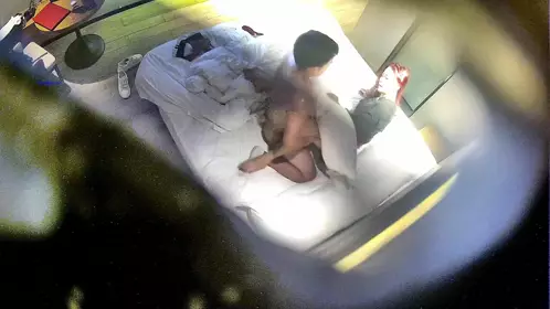 2023-7-4最新流出酒店酒店偷拍❤️时尚女被健壮猛男（干爹）扑倒强干后一脸的心如死灰