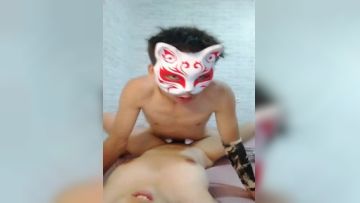 小哥哥睡醒来就开始大战一场，暴力玩穴打桩多个角度操操第02集