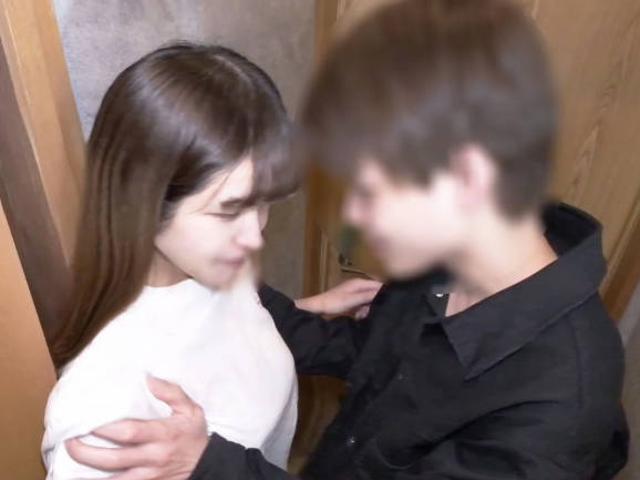 FC2PPV-4658718 拥有大屌22岁的混血美女