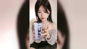 女神级尤物美女！细腰美腿极度诱惑！周末大尺度秀一波，黑色网袜自摸扣穴，水声哗哗爽的娇喘不断