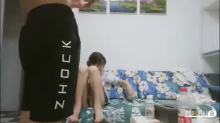 01年JK装嫩妹 按头深喉 倒立69 激情猛操浪叫