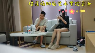 172cm超模级美腿蜜桃臀 绝美白丝嫩足极品尤物 纯欲女友感十足 甜美喘息第一视角沉浸体验