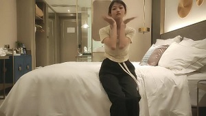 三大巨头重现 爱徒首场 约战极品外围 甜美女神 超清画质