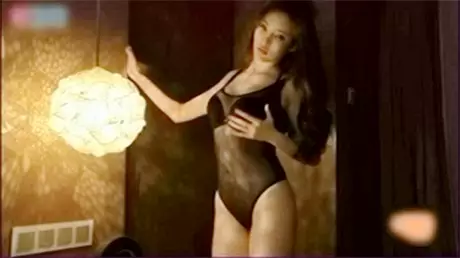 黑丝极品嫩模渔网湿身黑丝诱惑