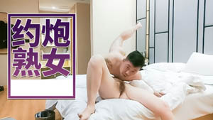 极品萝莉御姐皮肤白皙 秀发遮面掩不住可人脸蛋 自慰出水再无套啪啪