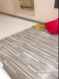 小姐姐屏幕姐妹主播小了白了兔0405凌晨收费秀 ，先自慰然后洗澡 最后和炮友啪啪十分诱人