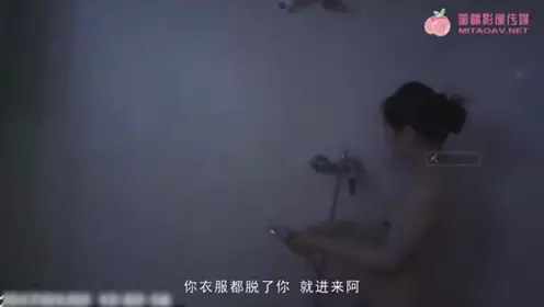 约炮白晢紧身裙正妹 狂操发出淫荡可爱叫床声
