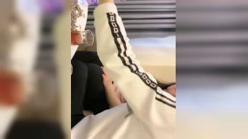 2023.4.15，【瘦猴先生探花】，清秀良家嫩妹，小逼逼粉嫩多汁，几杯啤酒下肚开战，骚穴今夜灌浆爽翻天