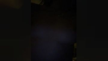 延安小姐姐性感好身材无毛逼很是刺激，伺候小哥激情啪啪口交大鸡巴，无套抽插各种草浪叫呻吟，口爆吞精真骚第06集