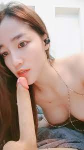 最红帝都极品身材嫩模【瑶瑶】巅峰作品与洋男友逍遥自在的一天白天游玩夜晚肉搏