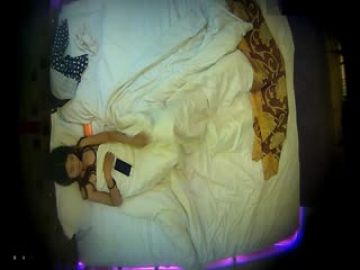 学院派女神级性感美女被新男友约到酒店刚进房间就被强行扑倒扒光啪啪,腼腆害羞又想要的骚样真诱人,干了2次!